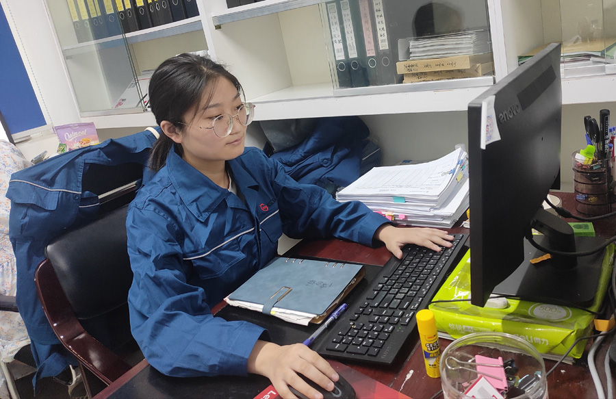 2022年度BB电子医药优秀科技奋斗者——黄  敏